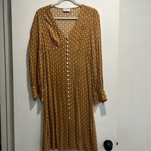 Dress forum gold button down dress size small
